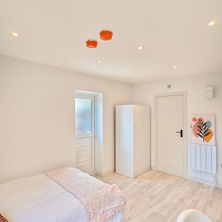 Morden Stratford Studio 1 Otel Londra Dış mekan fotoğraf